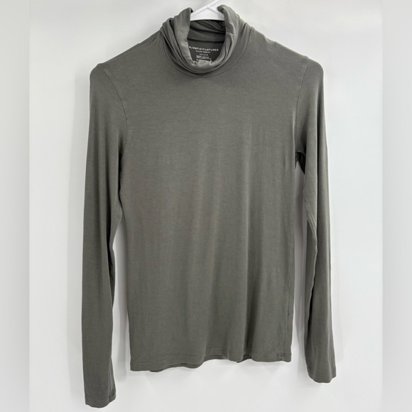 Majestic Filatures Shirt Deluxe Tee Turtle Neck Superwashed Gray Casual small - Picture 1 of 16
